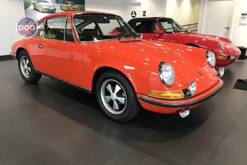 Tangerine | Rennbow - The Porsche Color Wiki