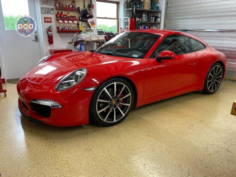 Guards Red  Rennbow - The Porsche Color Wiki